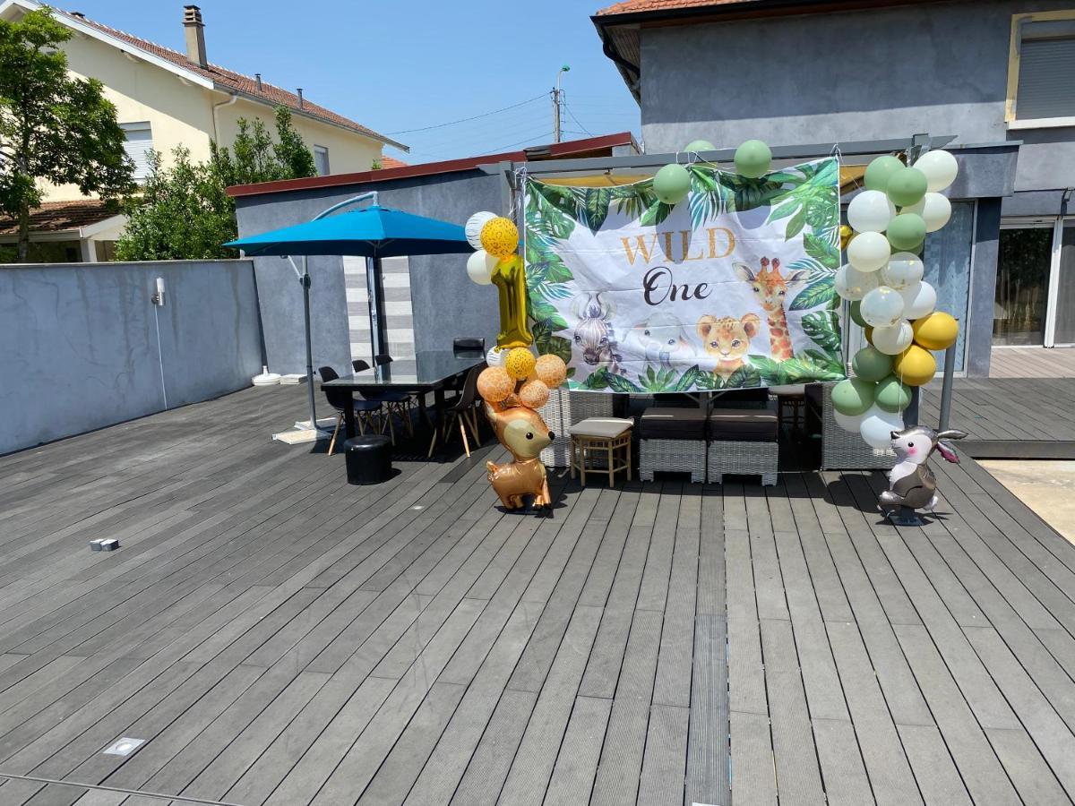 Apartamento Pavillon Bon Enfant Saint-Priest  Exterior foto